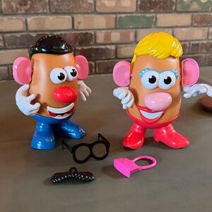 Hasbro Potato Head Duo with Red and Blue Accessories